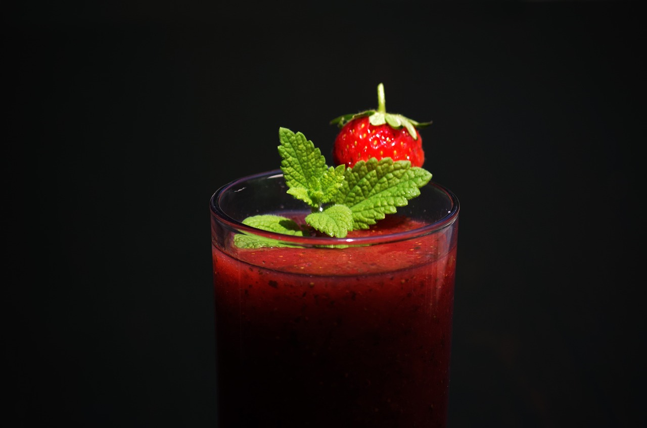 How to Make Your Own Organic Smoothies